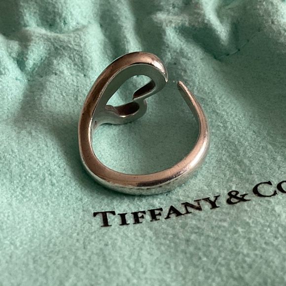 Tiffany & Co. Silver Heart Ring - Picture 3 of 4